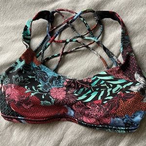 Lululemon bra